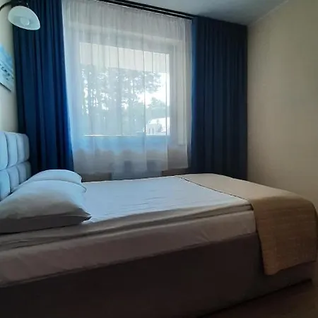 Mewa ホームステイ シュトゥトボ